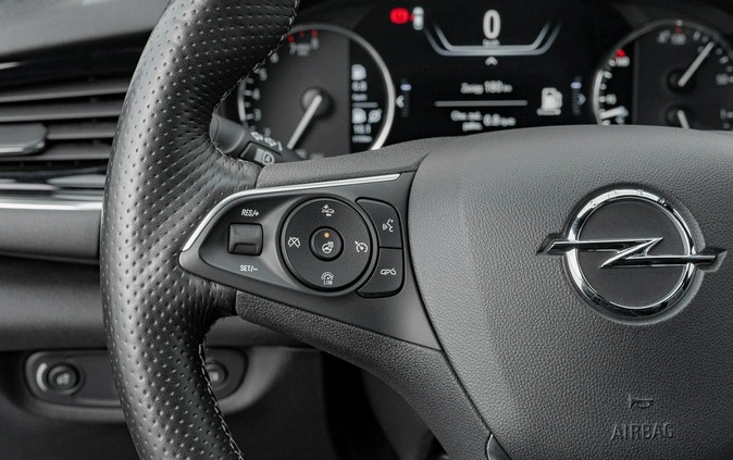 Opel Insignia cena 84850 przebieg: 54909, rok produkcji 2018 z Ogrodzieniec małe 781